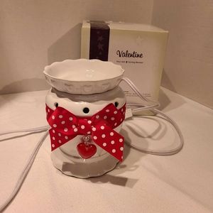 Scentsy Valentine Warmer